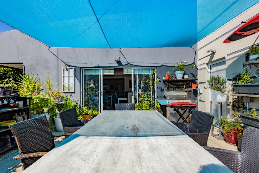 13 Bedroom Property for Sale in Sunset Beach Western Cape